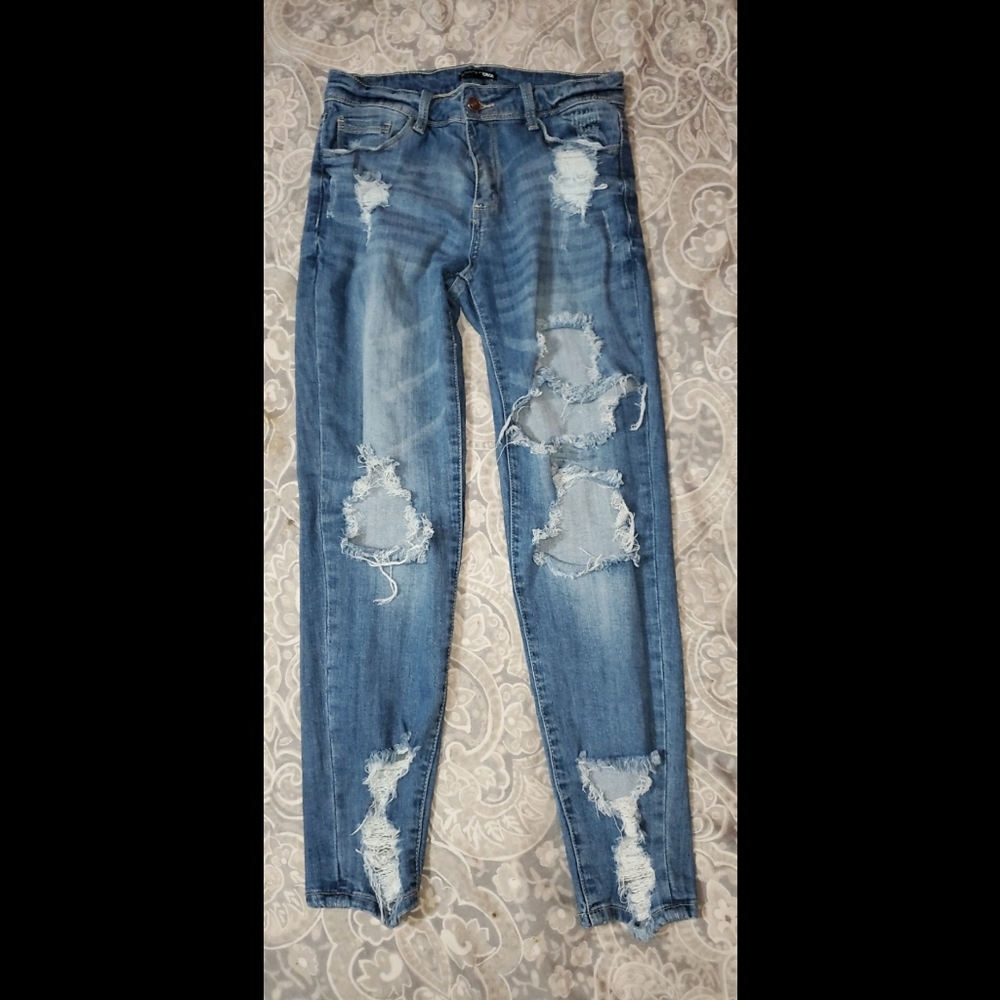 Shannon High Rise Distressed Jeans